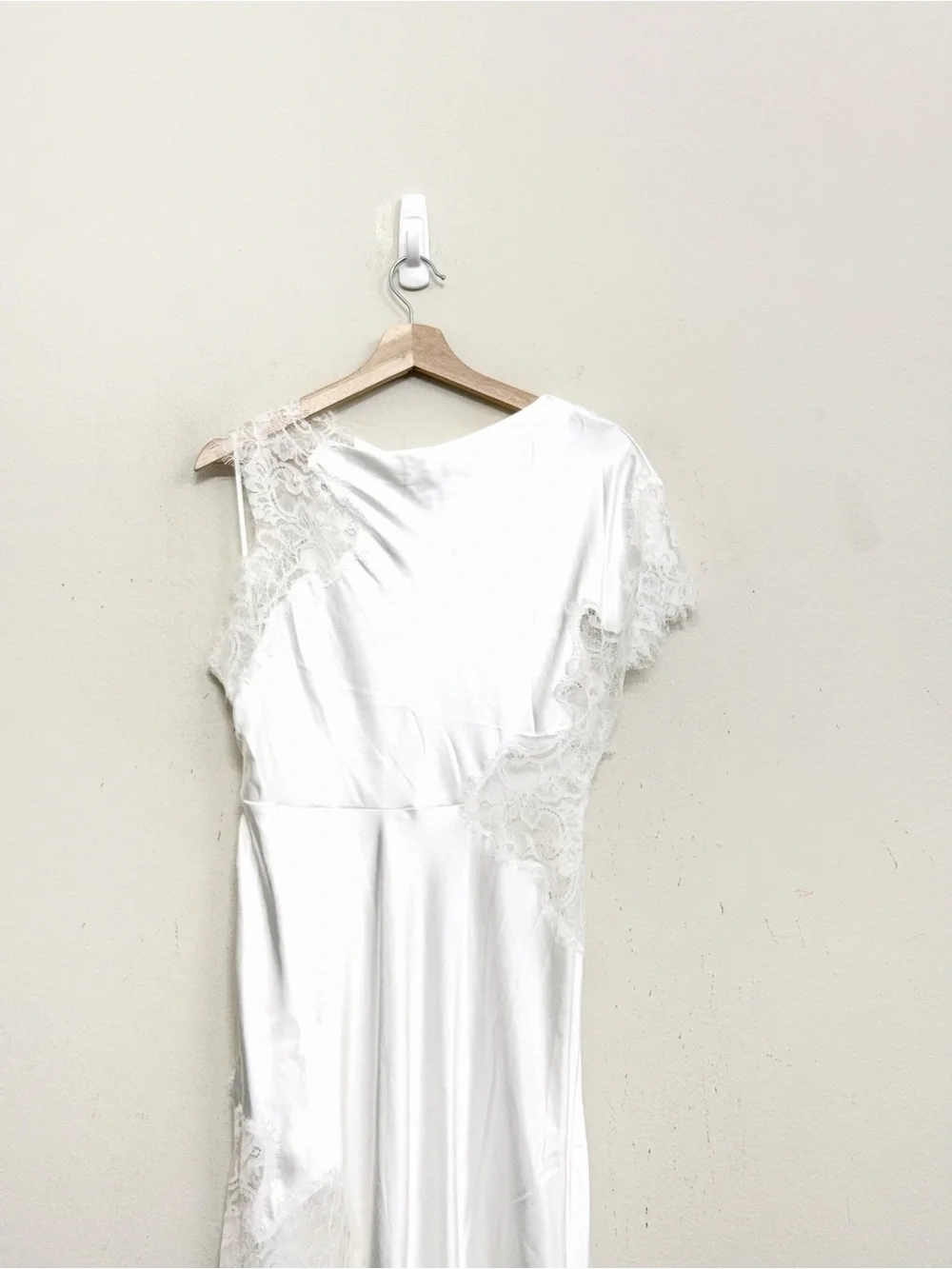 NWT A.L.C.  the Alessia Lace Satin Midi Dress in white Sz 4 - Picture 8 of 16
